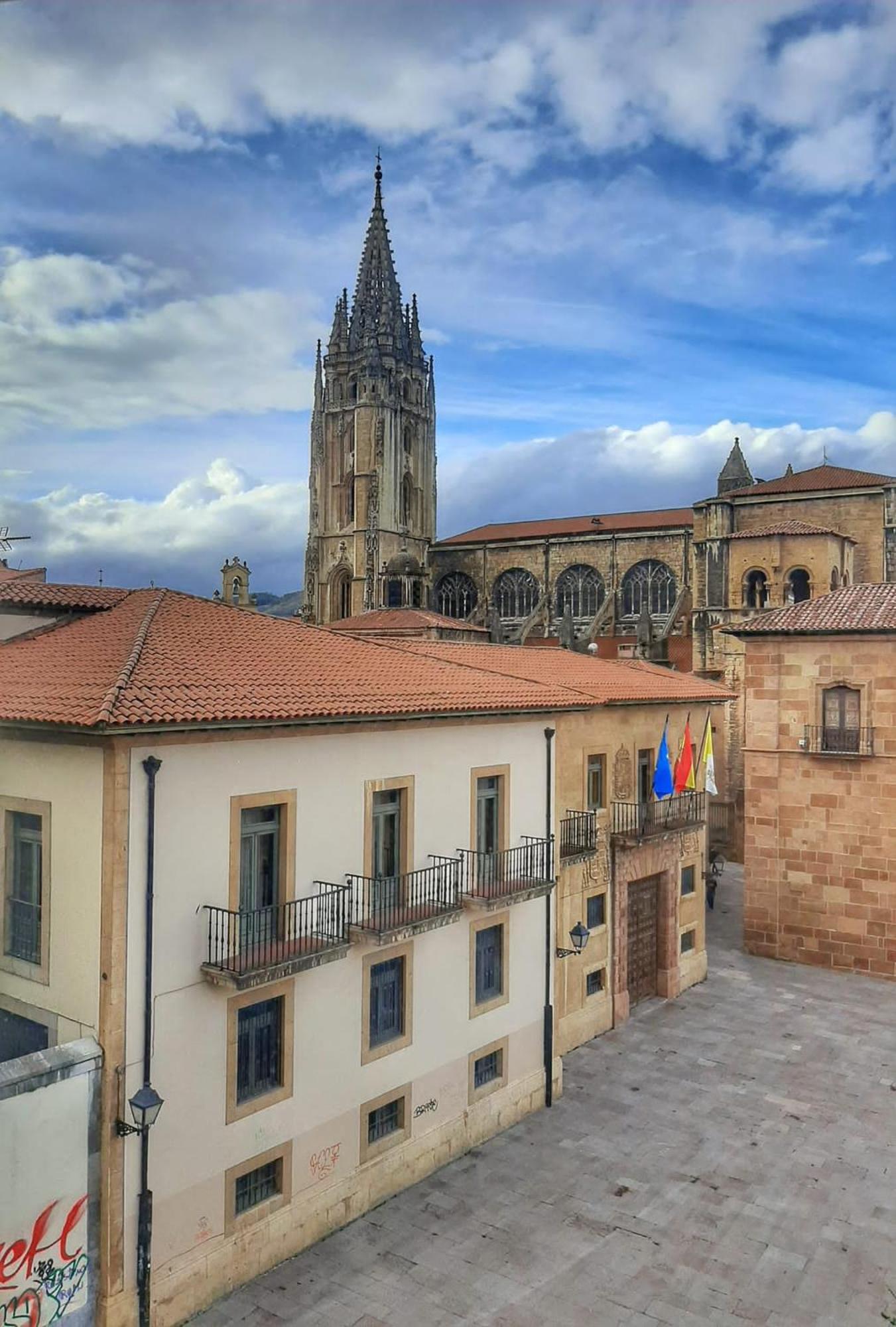 Apartamento Salsipuedes-La Catedral Oviedo Zewnętrze zdjęcie
